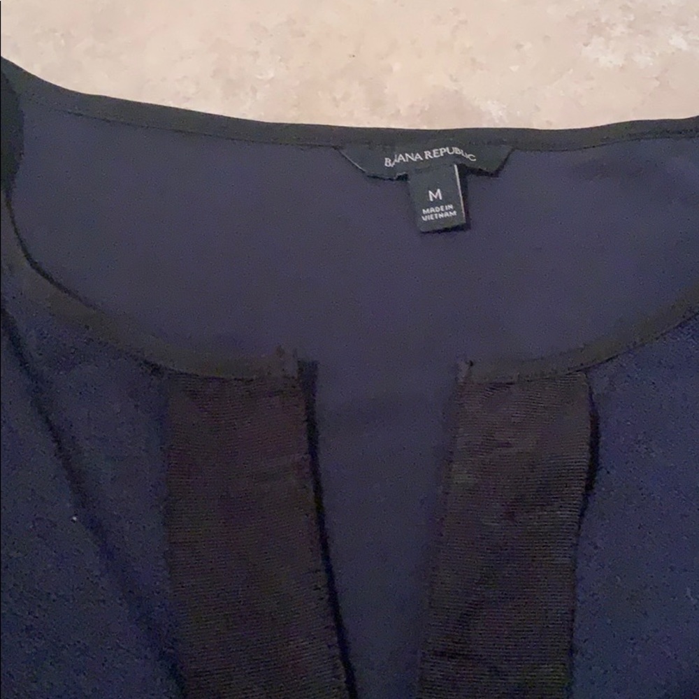 Banana Republic Short Sleeve Blouse - Picture 4 of 4